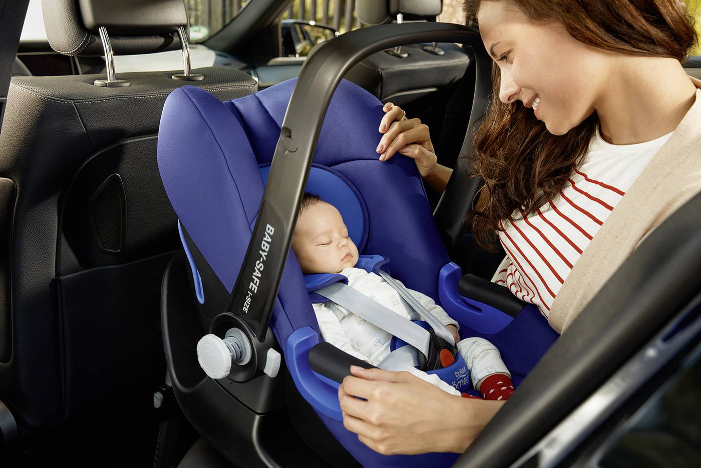 Как перевозить новорожденного в машине: автомобильные кресла для младенцев