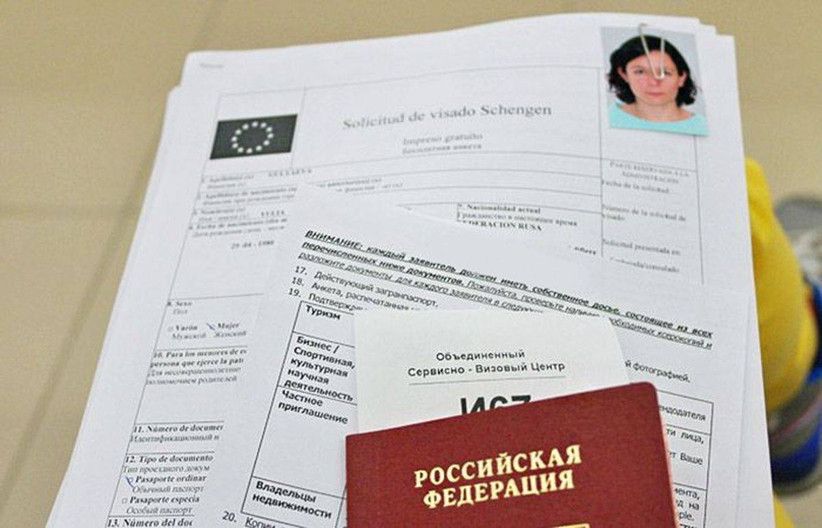 Шенгенская виза для ребенка: стоимость, срок и порядок получения в 2023 году