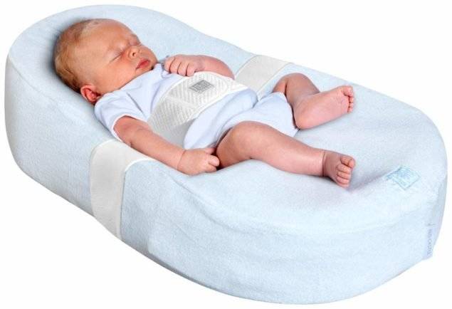 Невролог рассказал, с какого возраста и на какой подушке должен спать ребенок: как использовать и с какого возраста?