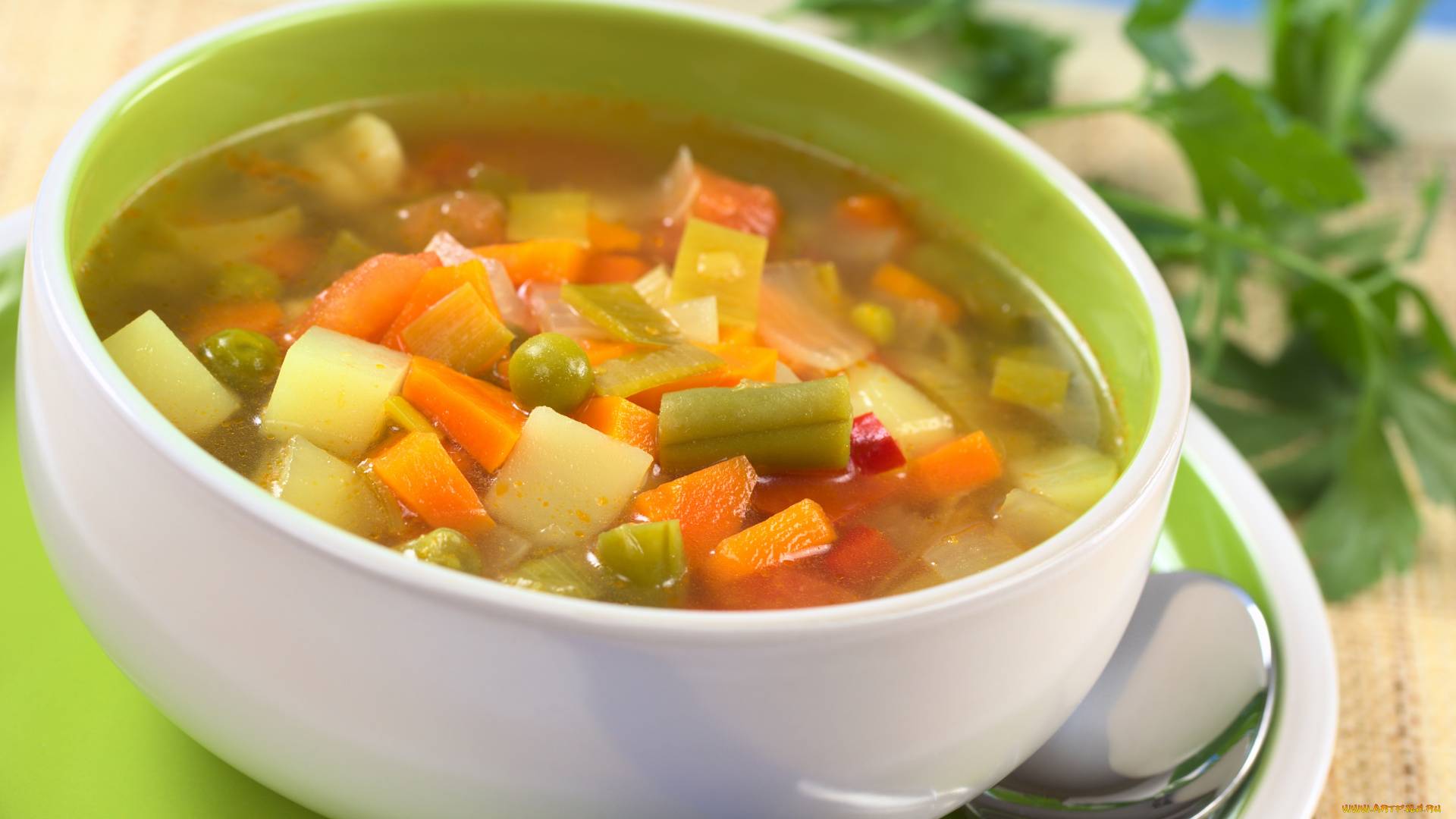 Суп-пюре для детей от года: 6 рецептов на любой вкус