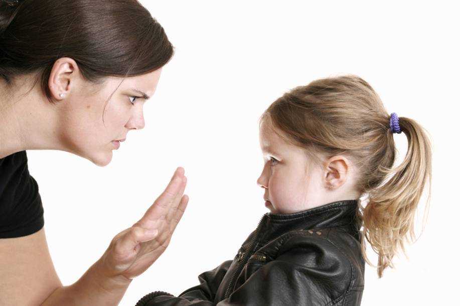 Ребенок ноет и плачет по любому поводу: что делать и как отучить малыша от “вредной привычки”?